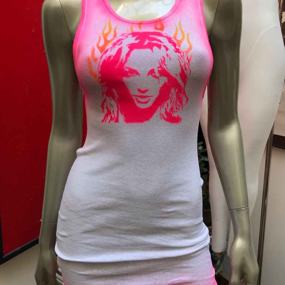 BRITNEY SPEARS FREED distressed ribbed graffiti soft tank top L - Picture 9 of 17